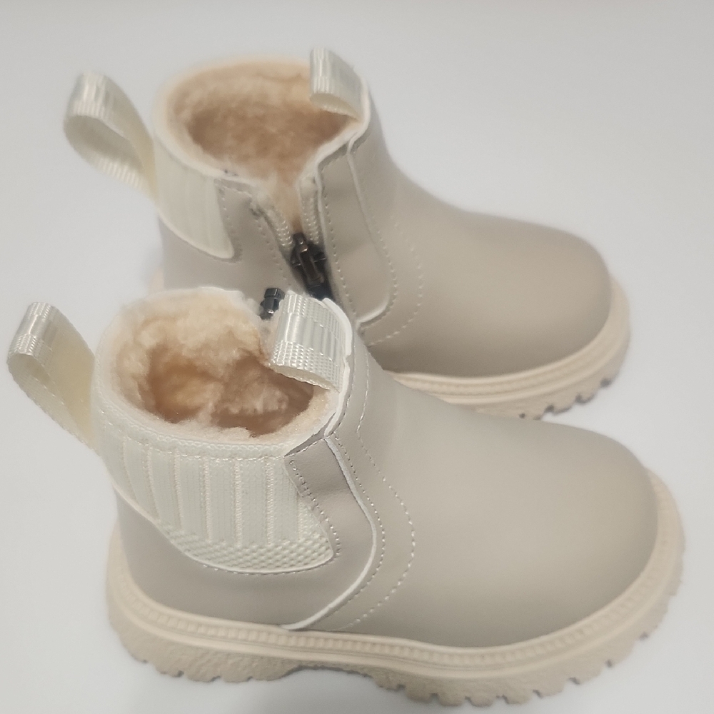 Amazon Cream Ankle Boots with Waterproof Design and Warm Lining